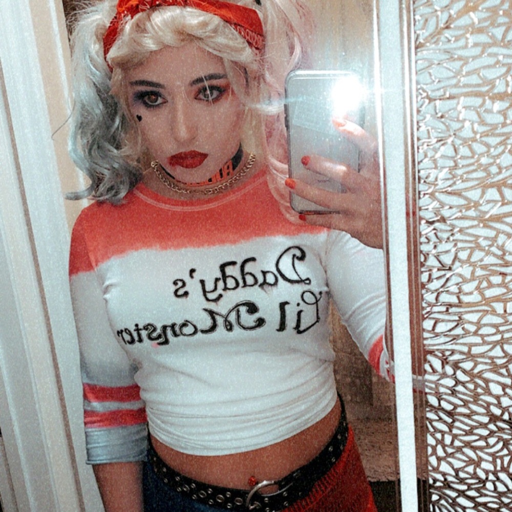 Meet your Posher, Cloe